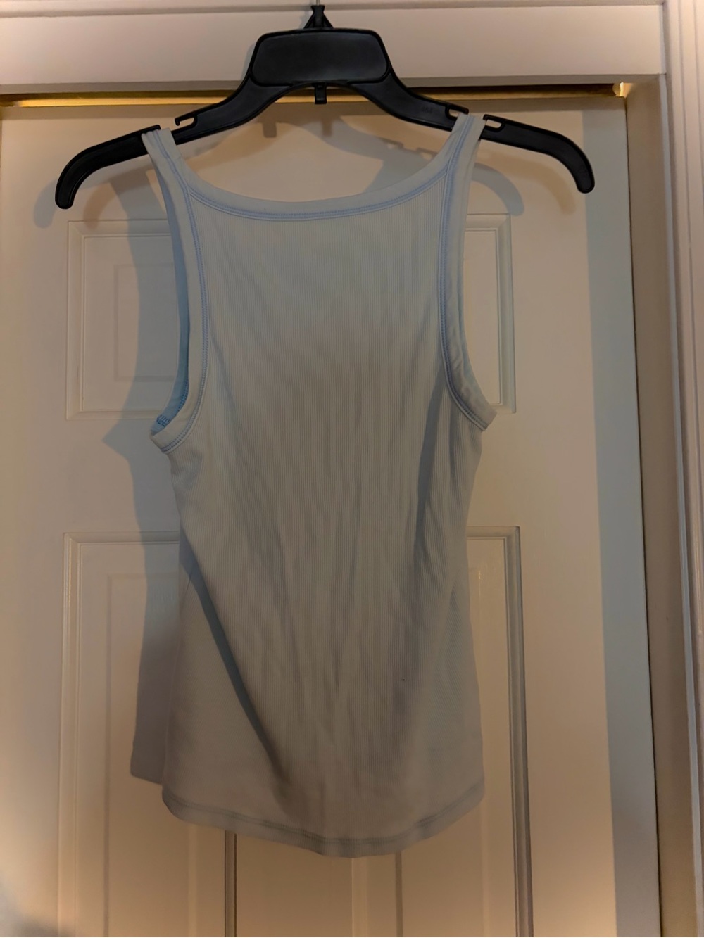 Y2K Soft Ribbed Scoop Neck Hem Tank Top - Size Medium - Picture 2 of 2